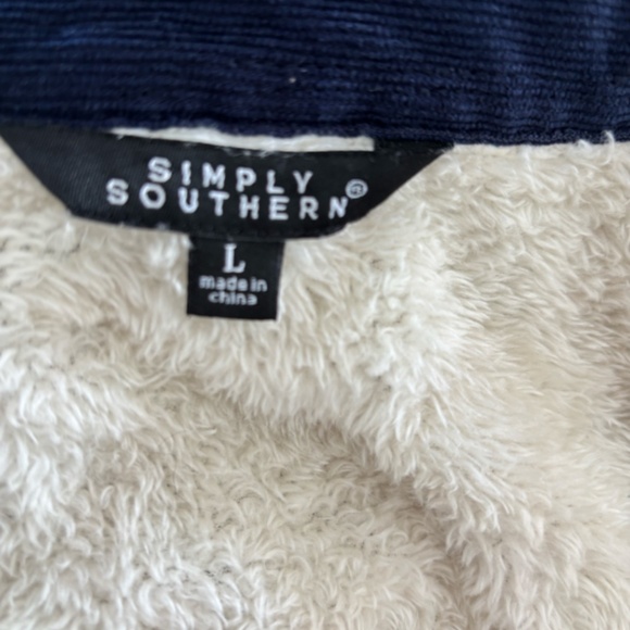 Simply Southern Large fur lined Flannel coat - Picture 2 of 6